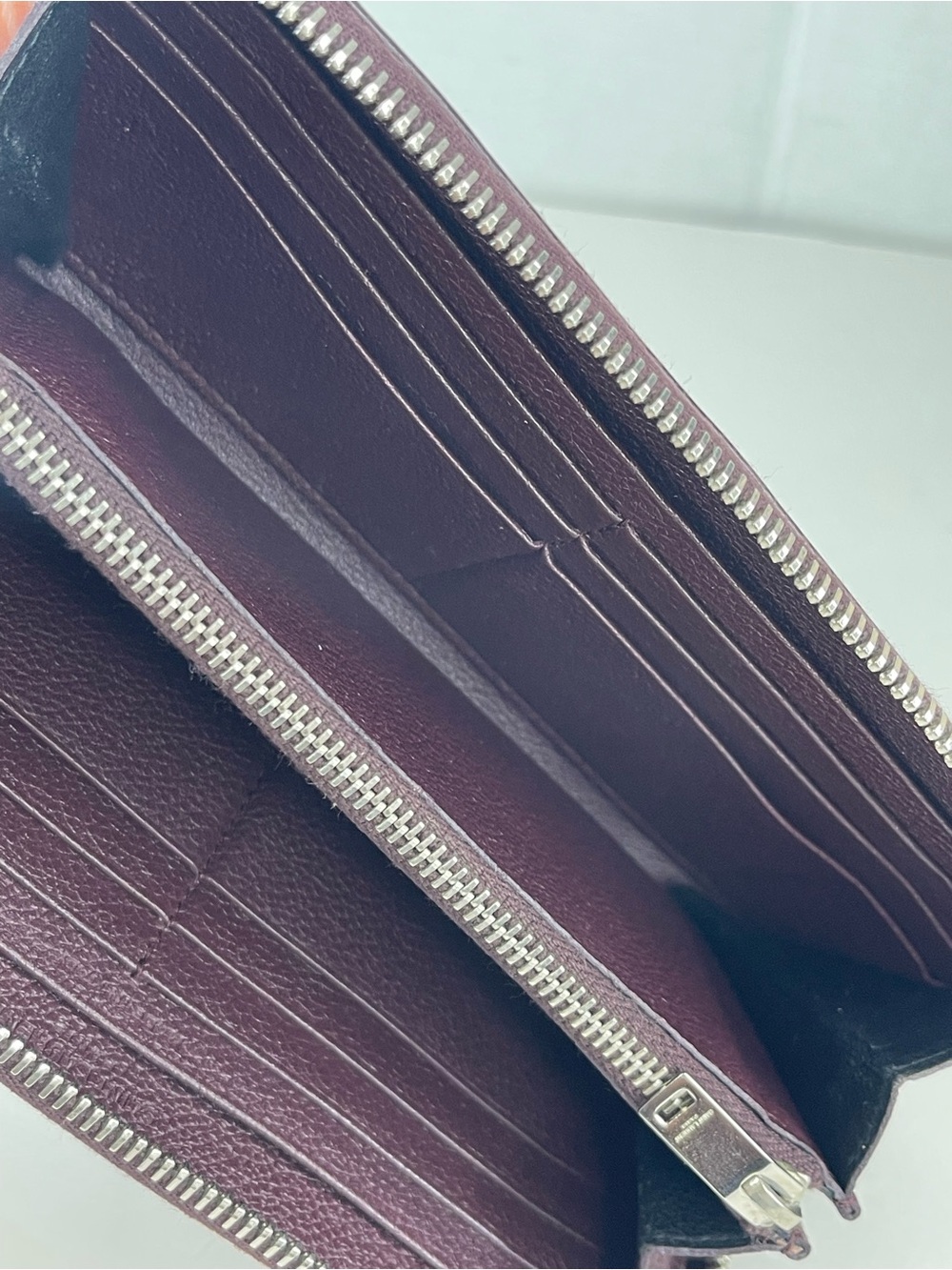 Saint Laurent zip around long wallet - Picture 8 of 12